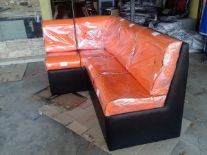 sofa custom made