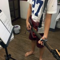 electric-guitar-class16melaka